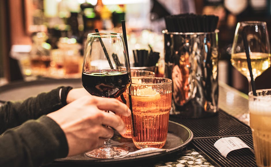 Aperitivo a Milano: cocktail e stuzzichini al tramonto